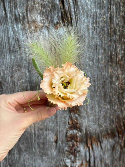 How to Make DIY Boutonnieres